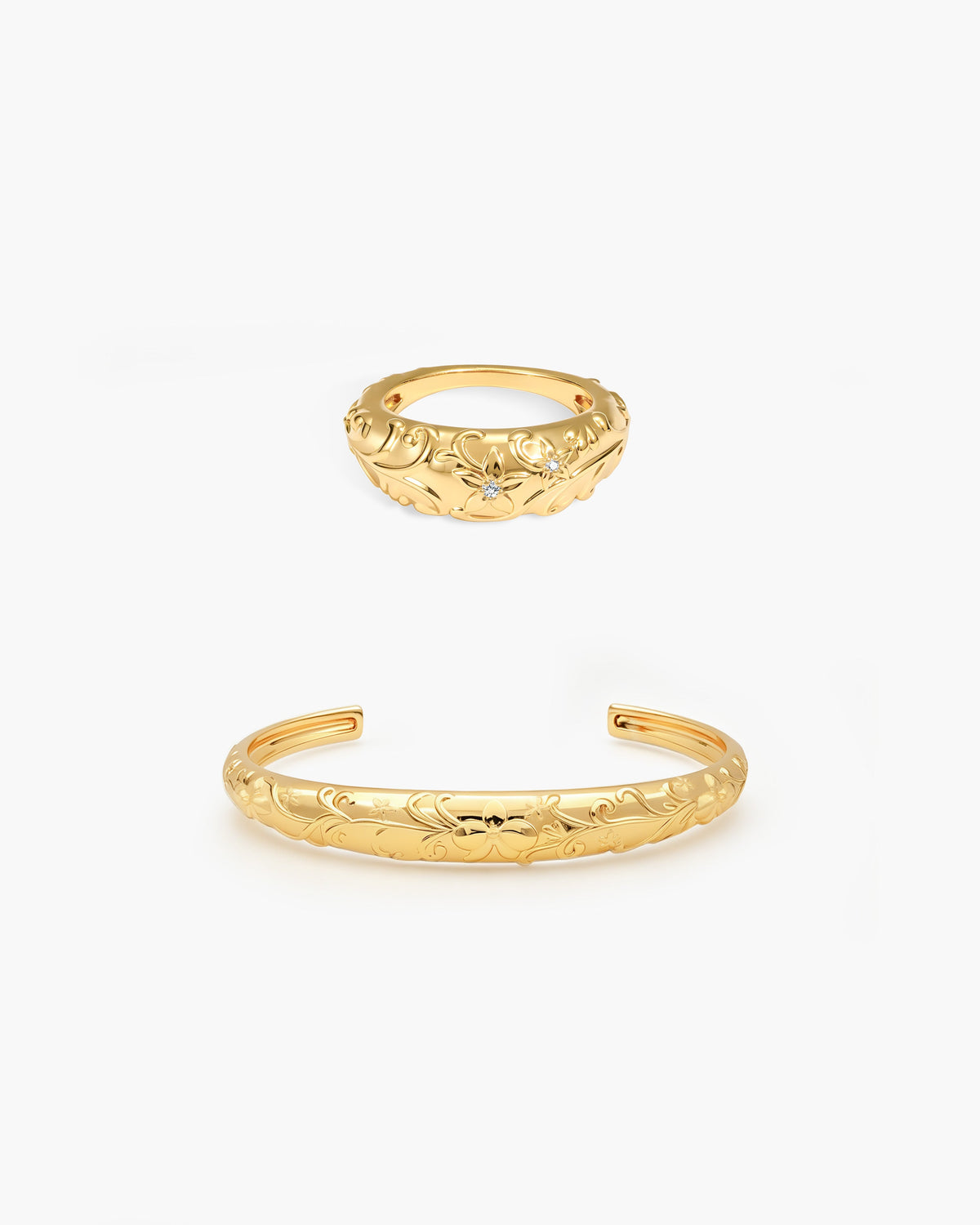 Wild Lily Dome Ring in Gold