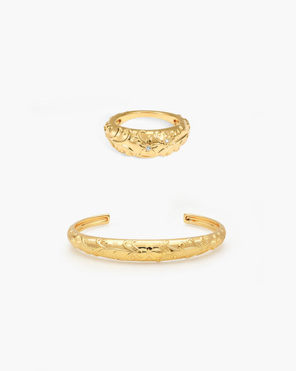 Wild Lily Dome Ring in Gold